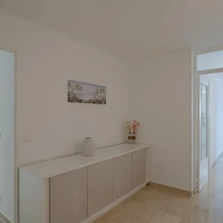 Appartamento La Rose Des Vents - Sea View Roccabruna Esterno foto